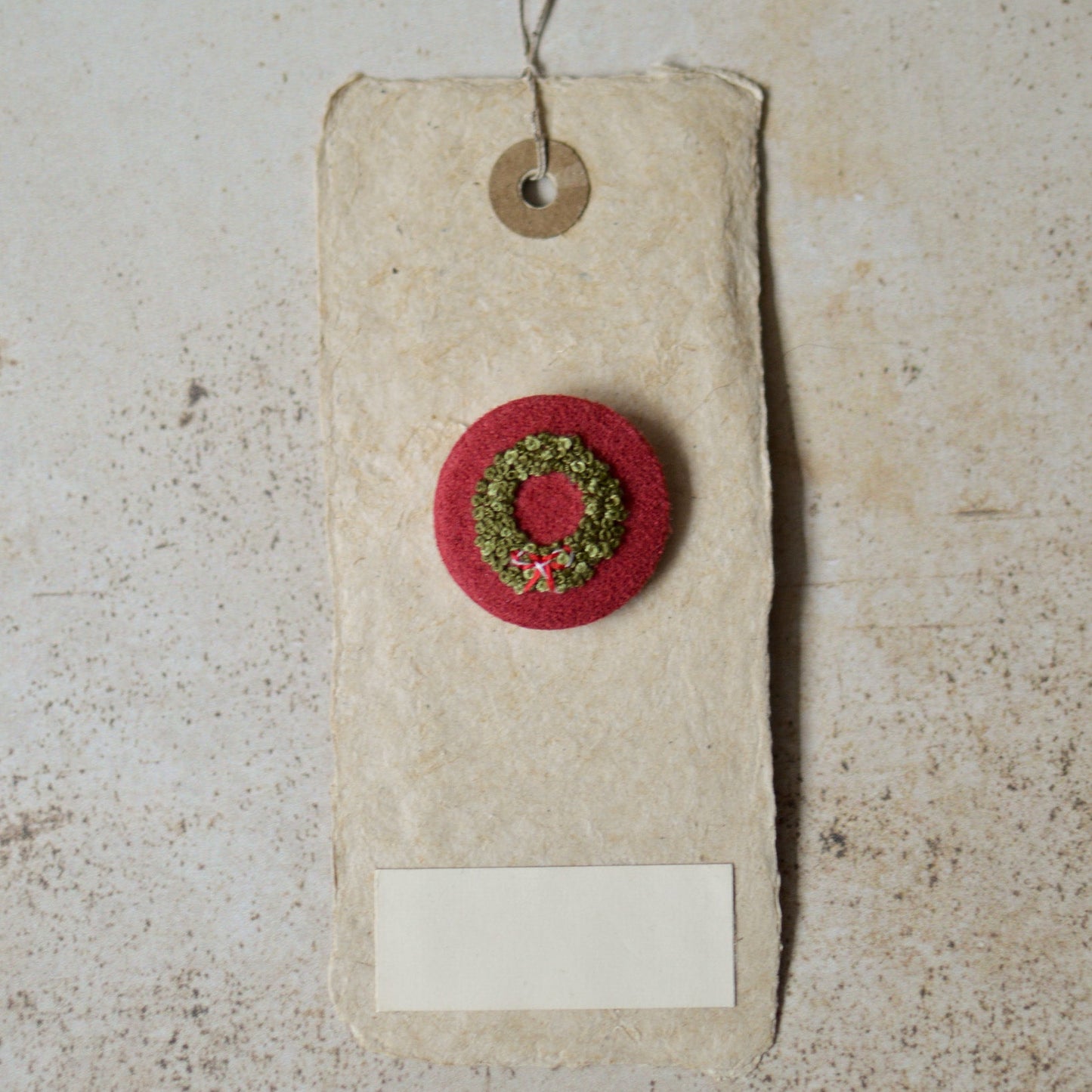 Christmas Wreath Embroidered Badge – 3 cm