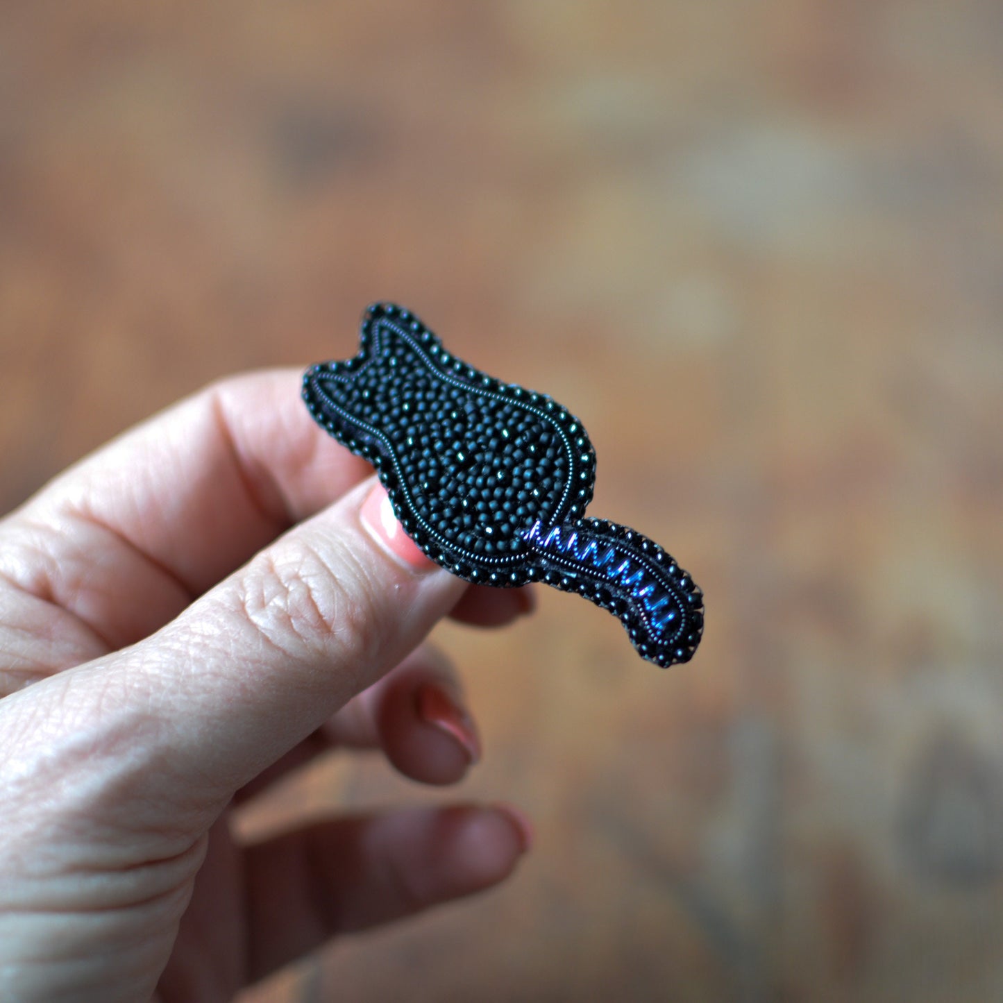 Embroidered black cat silhouette brooch